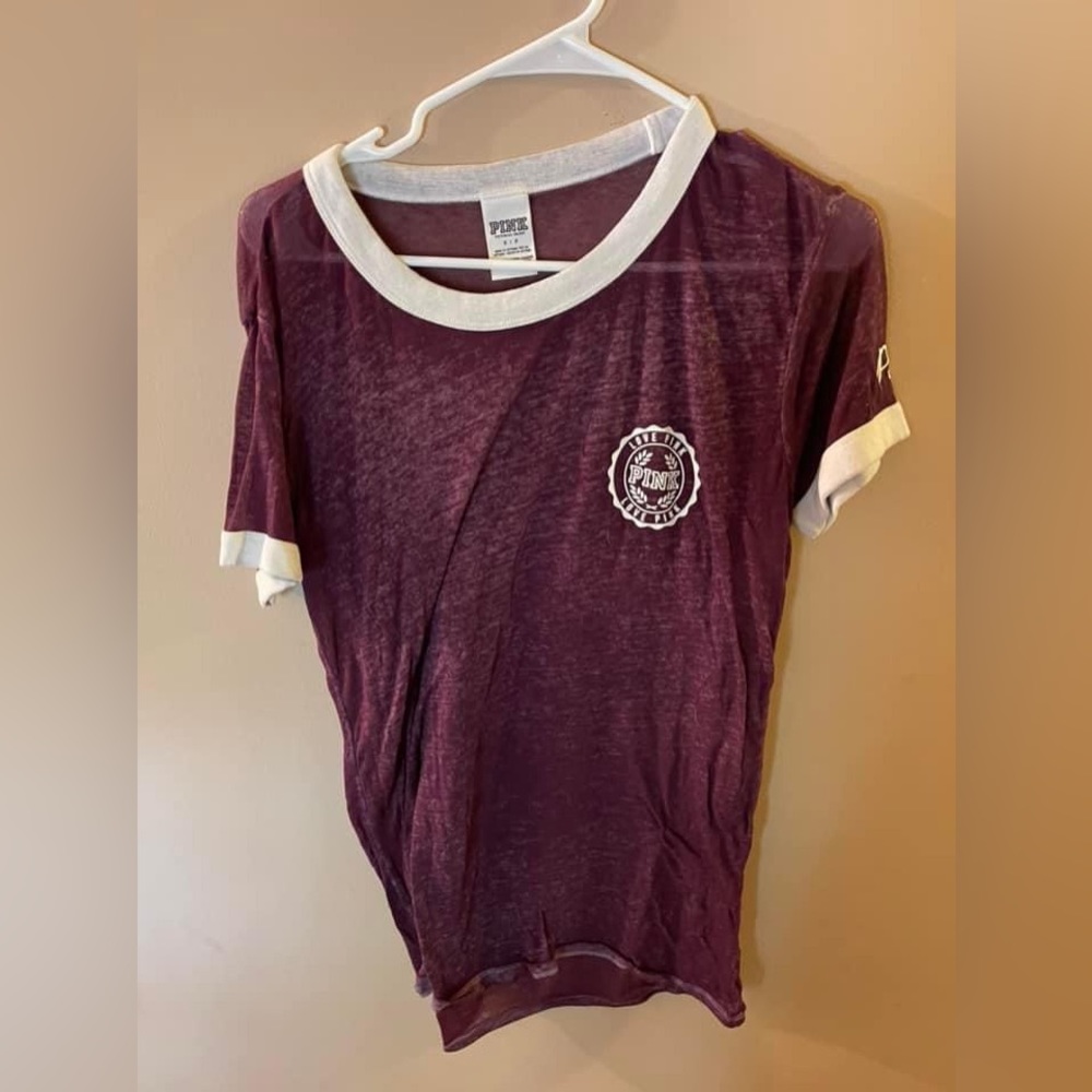 Maroon and cream PINK tee